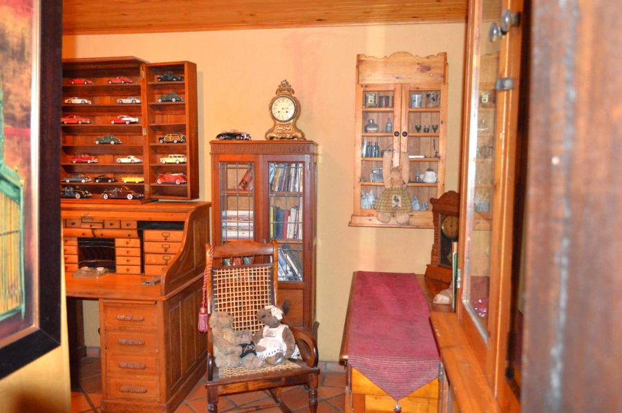 4 Bedroom Property for Sale in Wilkoppies North West